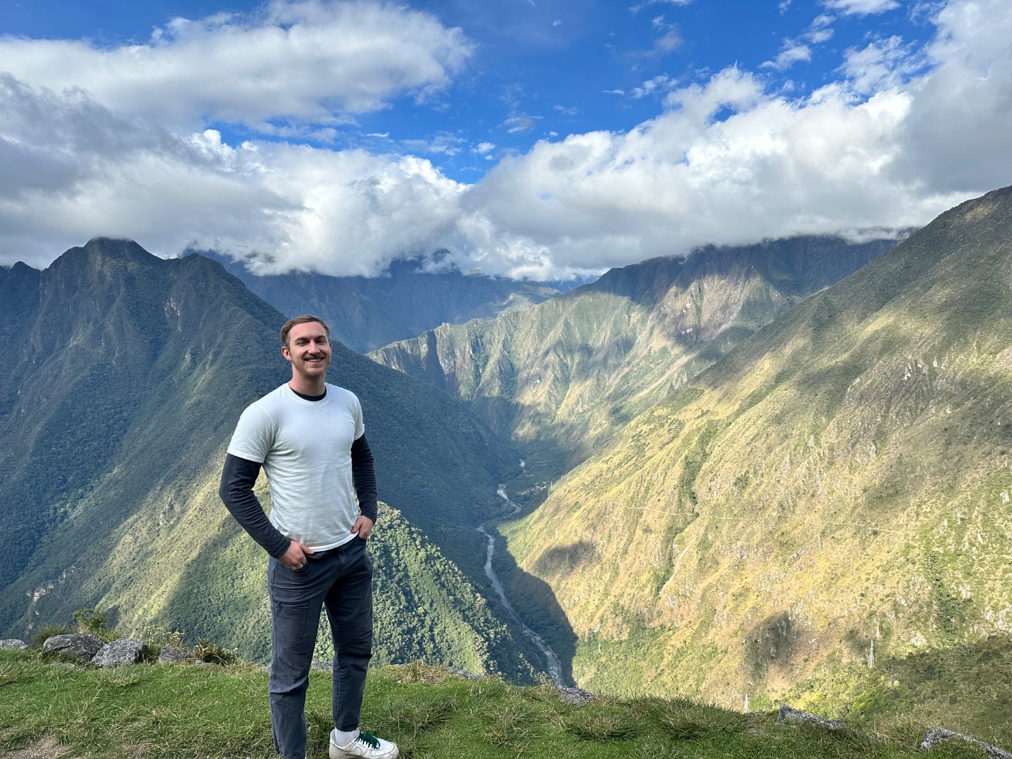 inca trail: above the valley